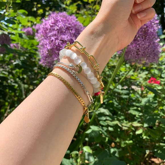 White Moonstone Gemstone Charm Bracelet - Picture 8 of 9